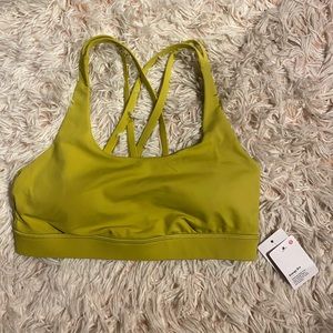 Like green lulu lemon sports bra
